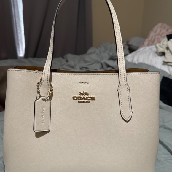 Coach Mini Gallery & Coach Avenue Tote - chalk (2) - Picture 6 of 6